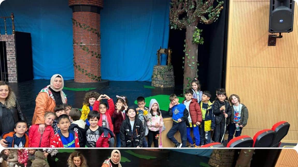 Okulumuz uygulama anasınıflarından Minik Dahiler Dahiler Sınıfı O.B.B Karadeniz Tiyatrosunda düzenlenen Rapunzel adlı tiyatro gösterisini izlediler.