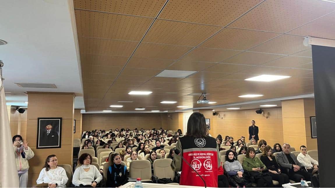 Tobb Ordu Kadın Girişimciler Kurulunun düzenlediği, 8 Mart Dünya Kadınlar Günü etkinliğine okulumuz rehber öğretmeni Yadikar Bayram ve 11. Sınıf öğrencileri katılımda bulunmuşlardır