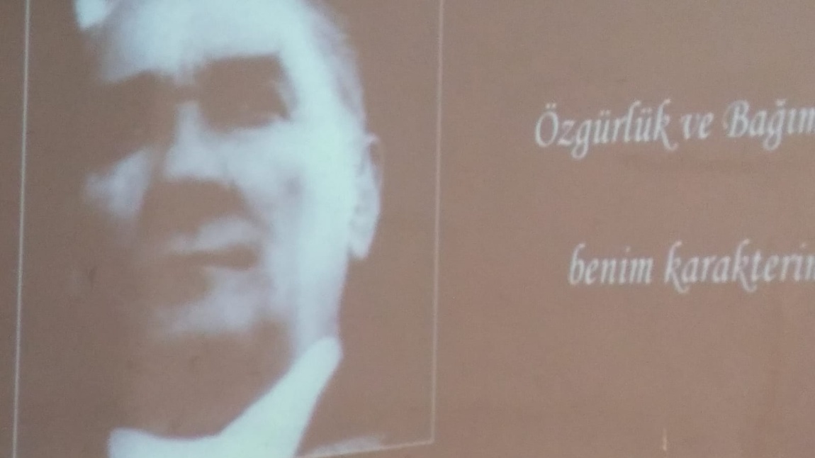 Cumhuriyet Bayramı'nın 101.yıldönümünü okulumuzda coşkuyla kutladık.