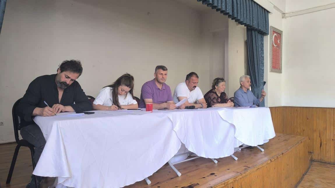 SENE SONU ÖĞRETMENLER KURULU TOPLANTISI YAPILDI